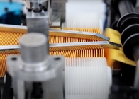 W pełni automatyczna maszyna do plisowania papieru filtracyjnego PLPG-350 z klejeniem 5–30 M / min